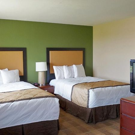 Extended Stay America Suites - Detroit - Auburn Hills - Featherstone Rd Exterior photo