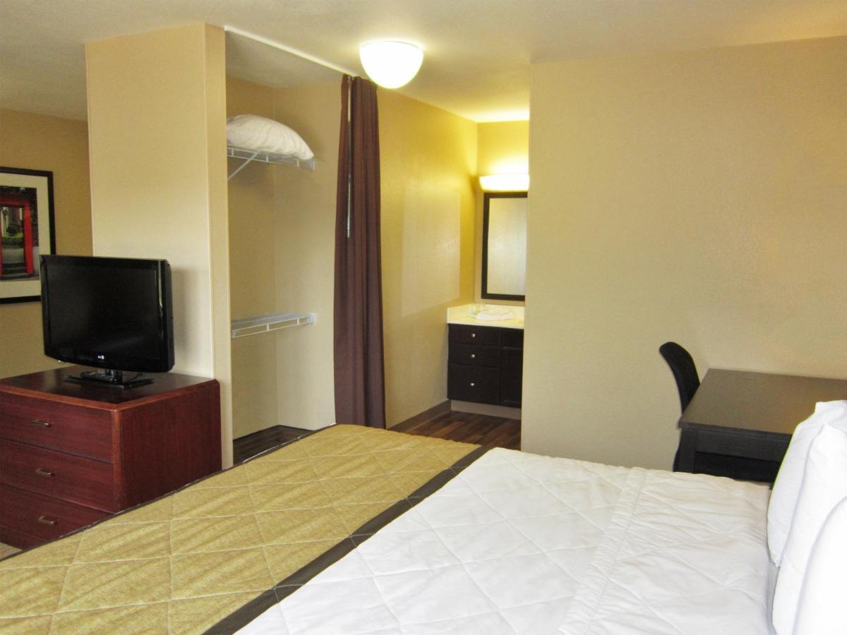 Extended Stay America Suites - Detroit - Auburn Hills - Featherstone Rd Exterior photo