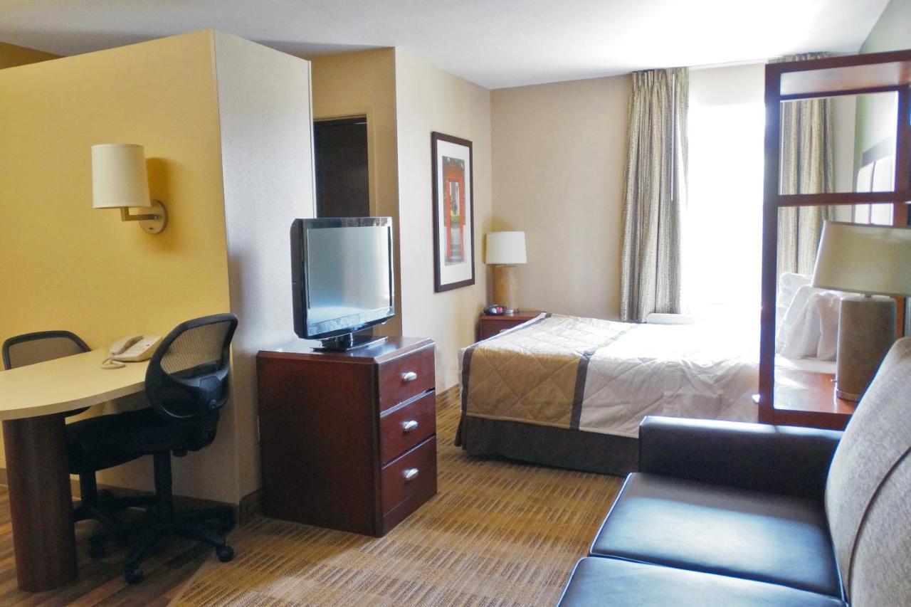 Extended Stay America Suites - Detroit - Auburn Hills - Featherstone Rd Exterior photo